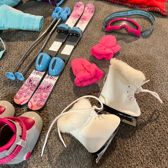 American Girl Doll ski set and accessories - Picture 8 of 8